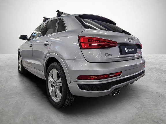 Audi Q3 3 of 29