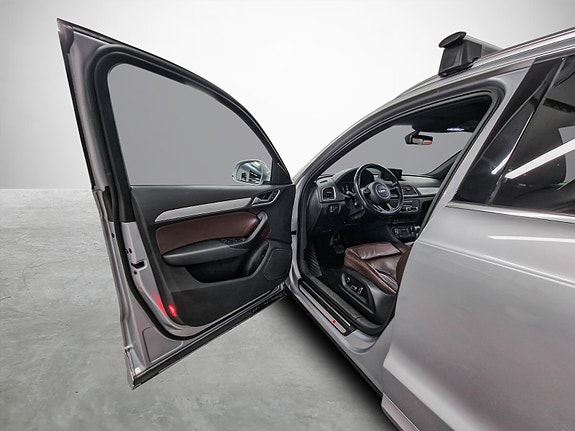 Audi Q3 9 of 29
