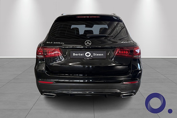 Mercedes-Benz GLC300 de 4 of 21
