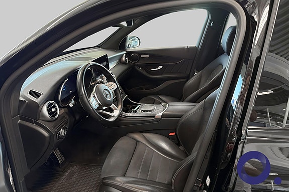 Mercedes-Benz GLC300 de 12 of 21
