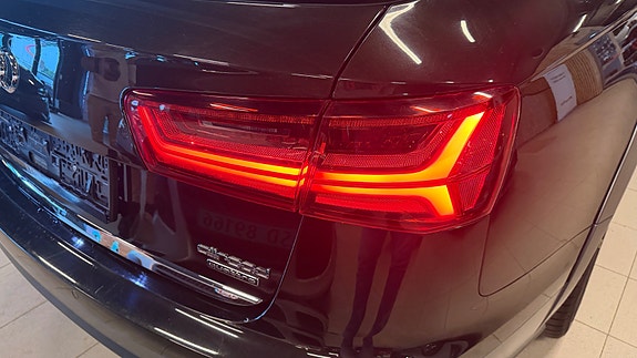 Audi A6 allroad 24 of 28