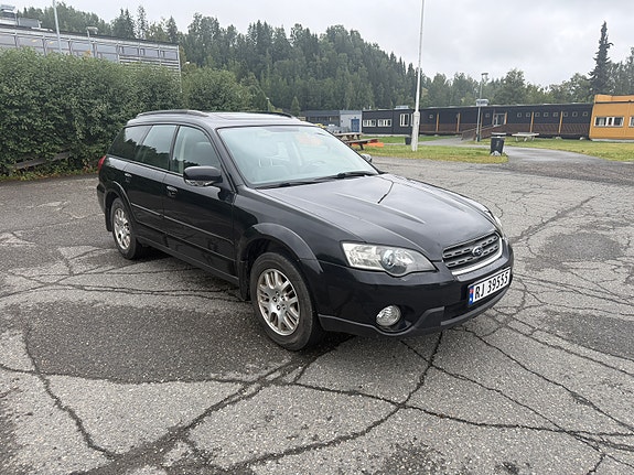 Subaru Outback 2 of 5