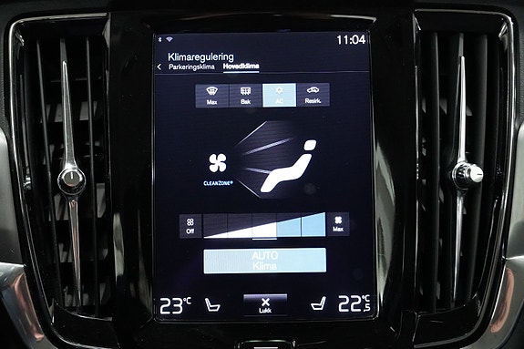 Volvo V90 26 of 30