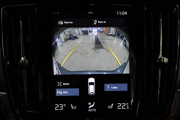 Volvo V90 28 of 30