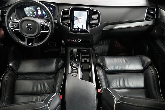Volvo XC90 19 of 30