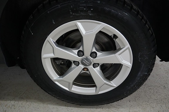 Audi Q3 23 of 24