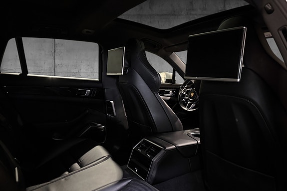 Porsche Panamera 23 of 30