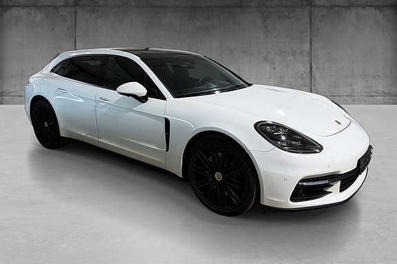 Porsche Panamera 11 of 30