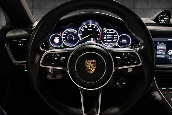 Porsche Panamera 25 of 30