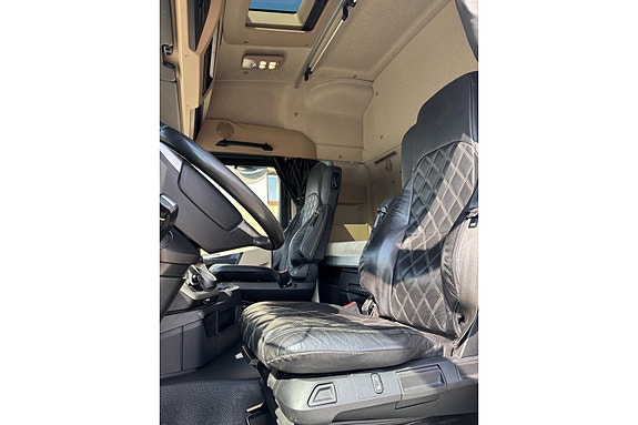 Mercedes-Benz Actros 2540 6x2*4 + Thermo King + FNA 14 of 22