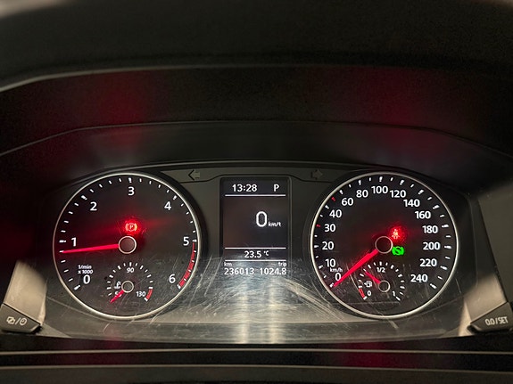 Volkswagen Transporter 16 of 30