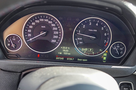 BMW 328i 10 of 19