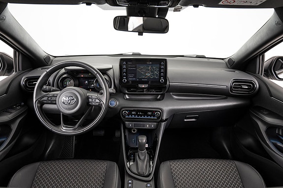 Toyota Yaris 15 of 22