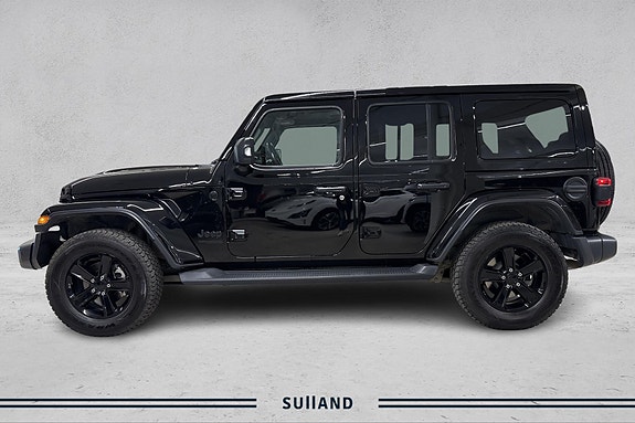 Jeep Wrangler Unlimited 2 of 5