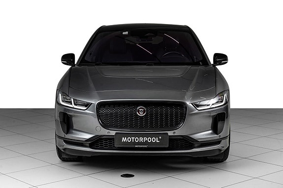 Jaguar I-PACE 4 of 30