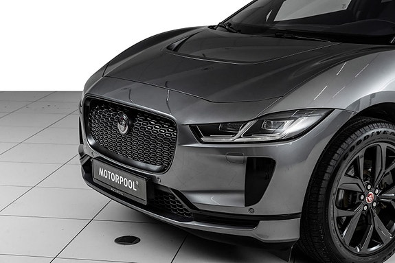 Jaguar I-PACE 28 of 30