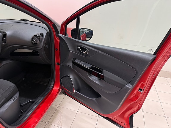 Renault Captur 17 of 30