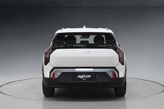 Kia EV3 3 of 22