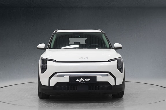 Kia EV3 7 of 22