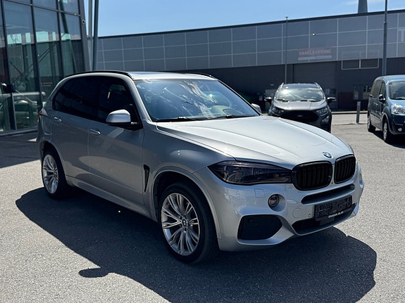 BMW X5 5 of 5