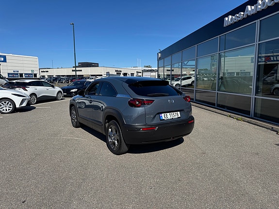 Mazda MX-30 4 of 5