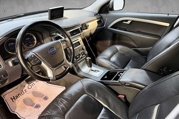 Volvo XC70 8 of 26