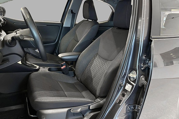 Toyota Yaris 11 of 26