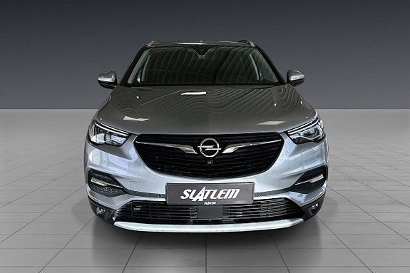 Opel Grandland X 2 of 5