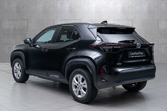 Toyota Yaris Cross 3 of 5