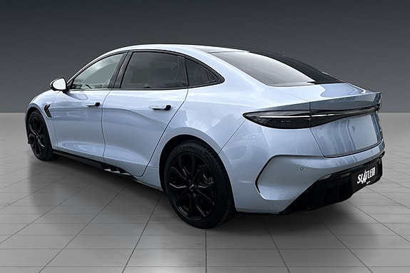 BYD Seal 7 of 21