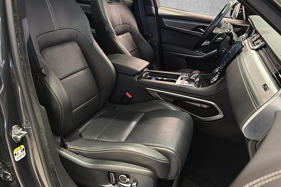 Jaguar F-PACE 22 of 30