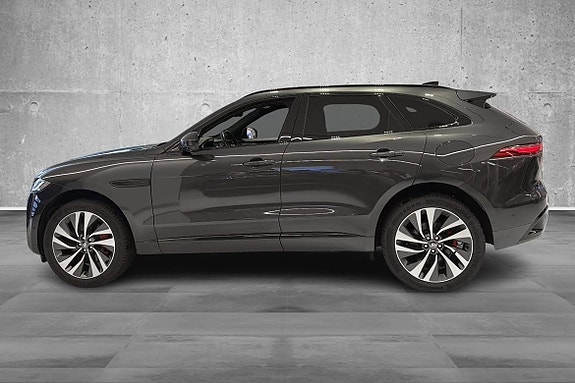 Jaguar F-PACE 14 of 30