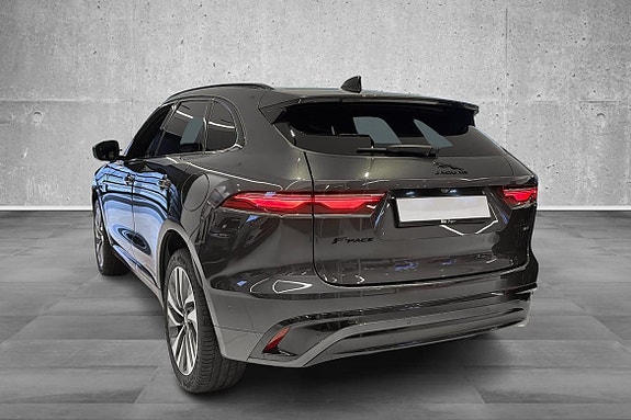 Jaguar F-PACE 11 of 30