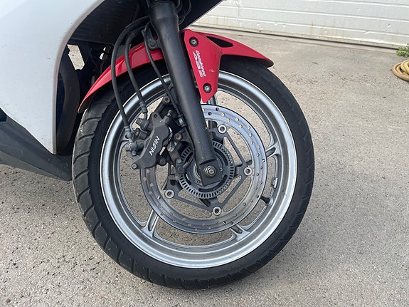 Honda CBR 250 R 10 of 10