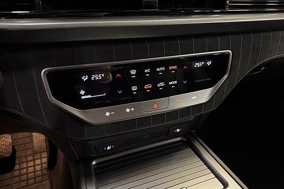 KGM Rexton 15 of 24