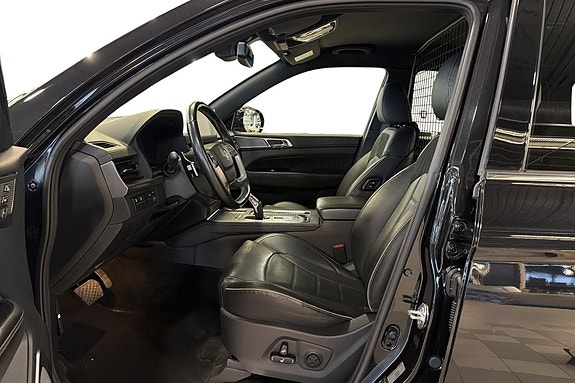 KGM Rexton 8 of 24