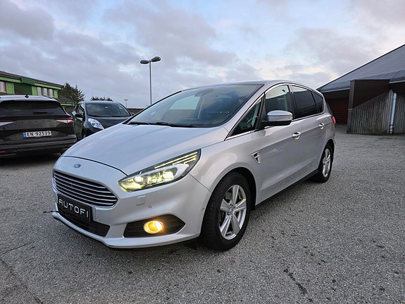 Ford S-MAX 2 of 5