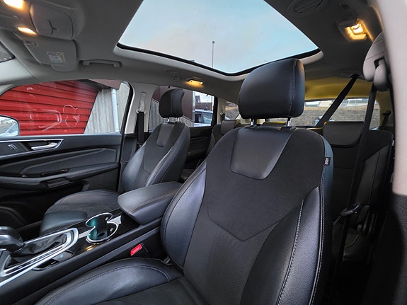 Ford S-MAX 11 of 13