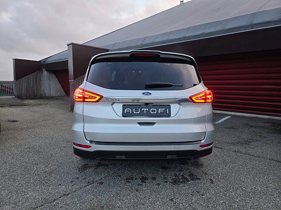 Ford S-MAX 5 of 5