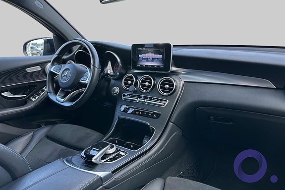 Mercedes-Benz GLC350 e 15 of 21