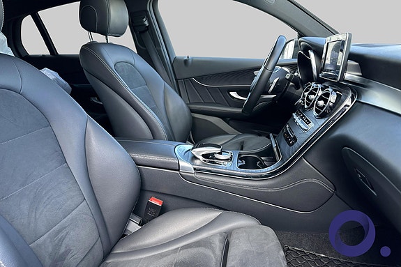 Mercedes-Benz GLC350 e 16 of 21
