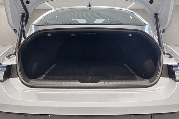 Hyundai Ioniq 6 30 of 30