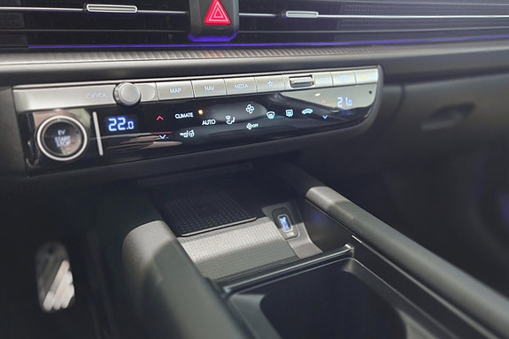 Hyundai Ioniq 6 25 of 30