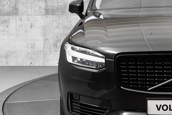 Volvo XC90 4 of 5