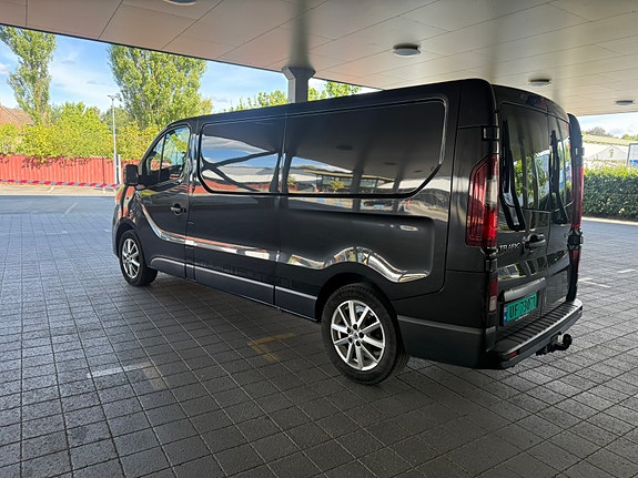 Renault Trafic 15 of 30