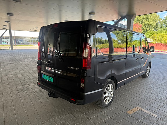 Renault Trafic 12 of 30