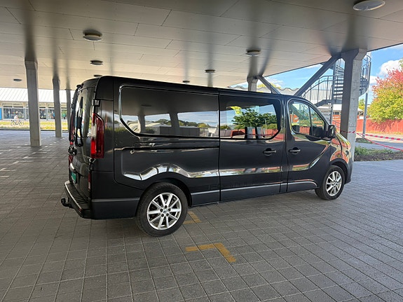 Renault Trafic 11 of 30