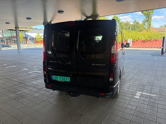 Renault Trafic 13 of 30