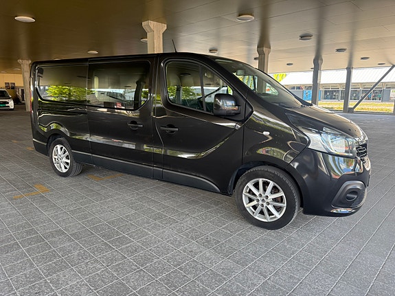 Renault Trafic 9 of 30