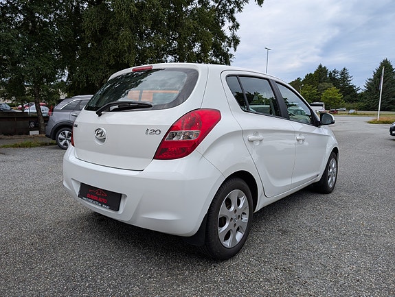 Hyundai i20 5 of 5